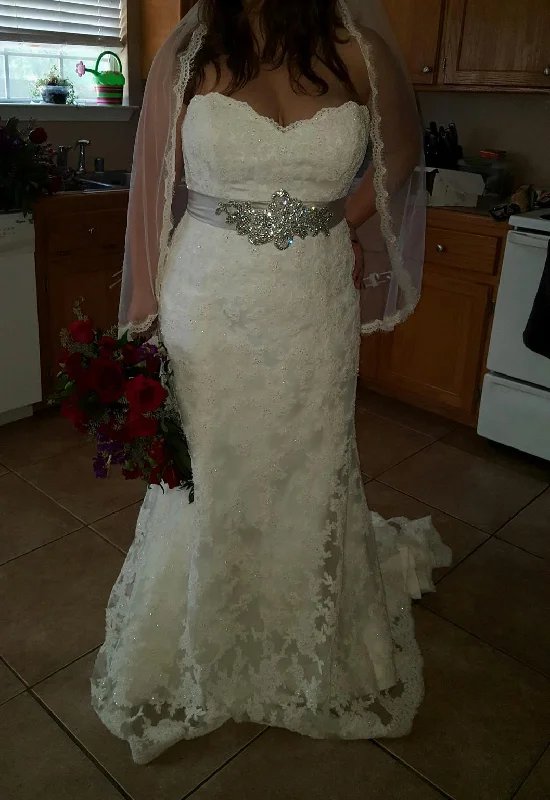 Maggie Sottero Lorie Denim unclassified dresses