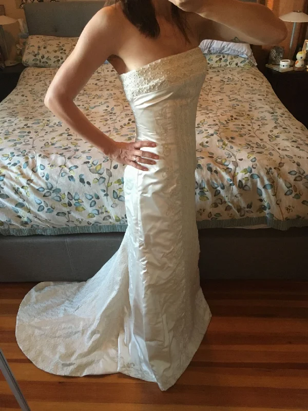 Reem Acra Fashionable unclassified dresses