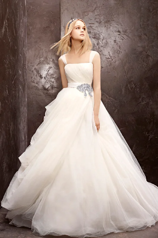 Vera Wang White VW351129 High-low unclassified dresses