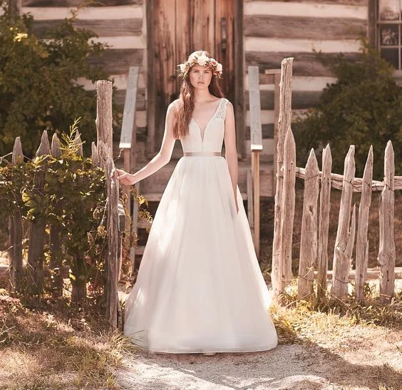 Mikaella 2063 Halter unclassified dresses