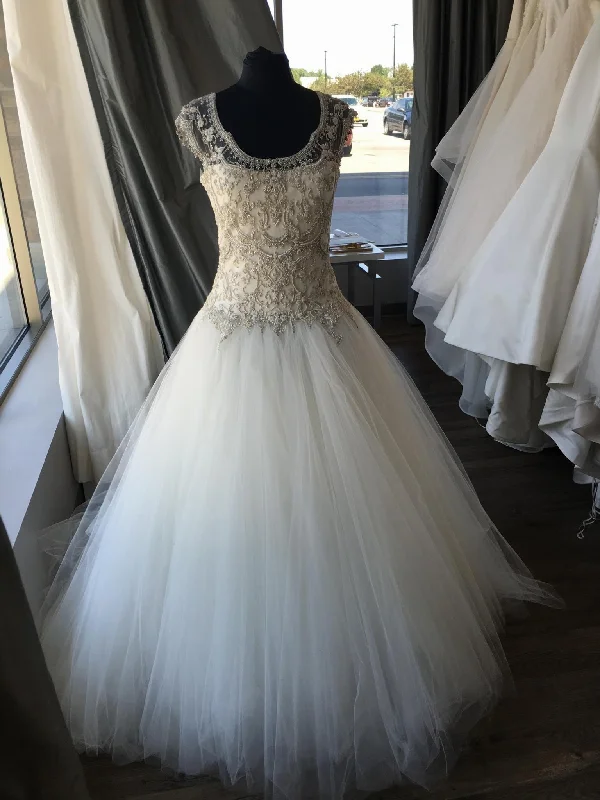 Reem Acra Full of Luck Silk unclassified dresses
