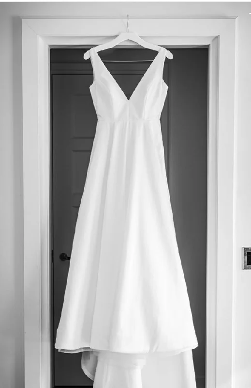 Jenny Yoo Octavia Comfortable unclassified dresses