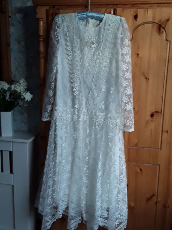 Jessica McClintock .CA 21472 Holiday unclassified dresses