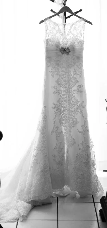 Pronovias Engagement unclassified dresses