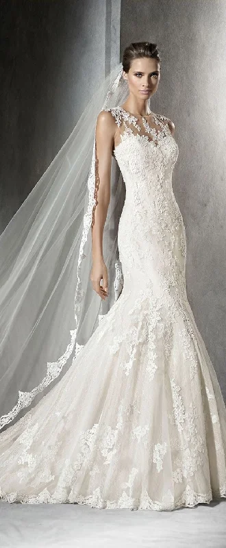 Pronovias Soft fabric unclassified dresses